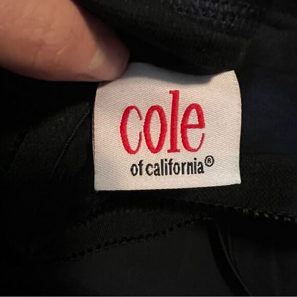 NWT! Cole of California floral patterned tankini top - Picture 9 of 11